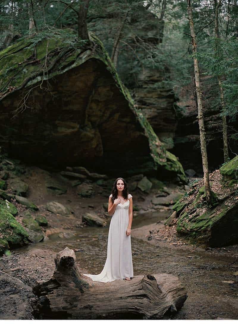 moody-cave-bridal-shoot_0004