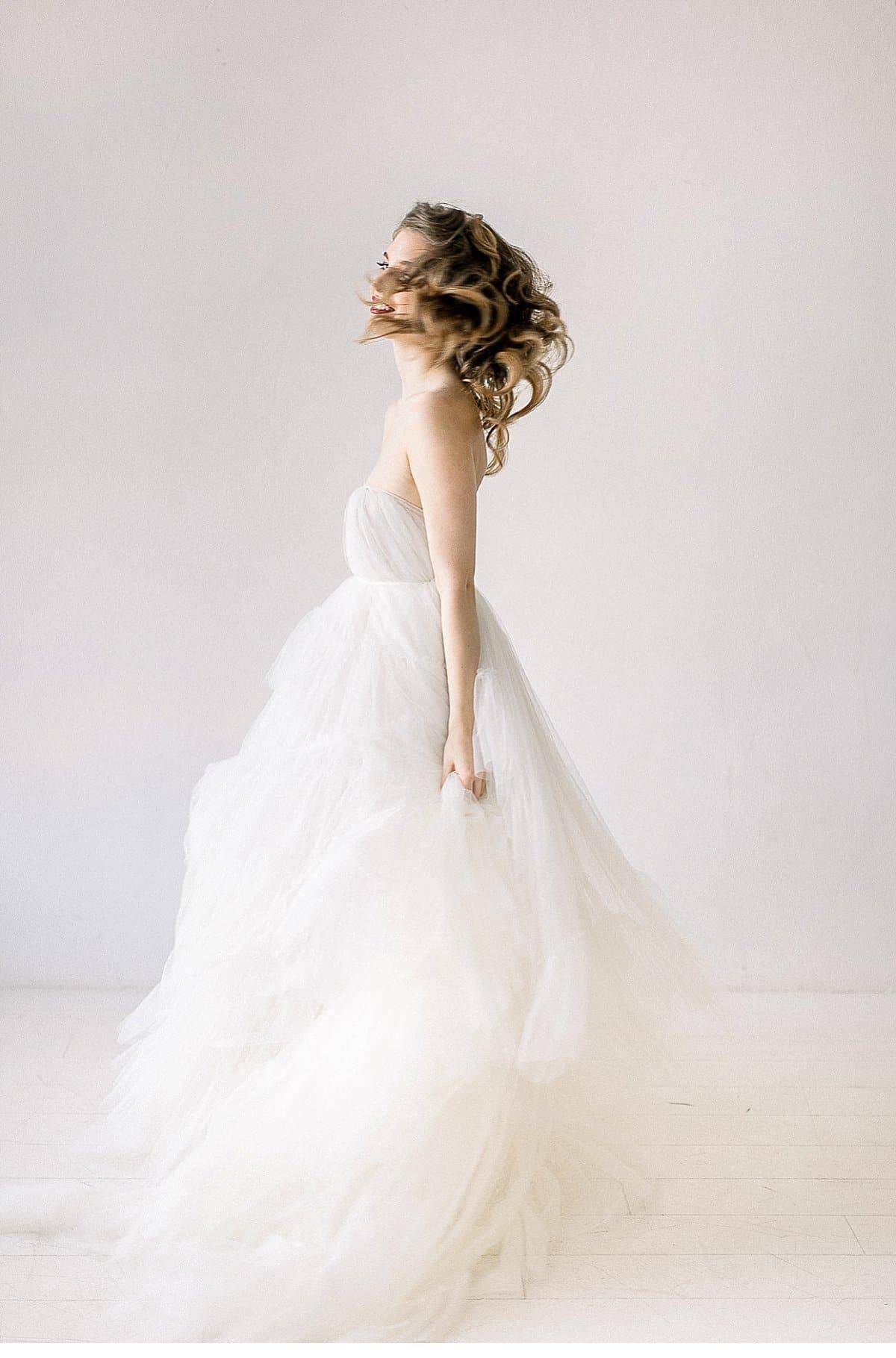 Bridal Fashion of Extravagance by Diana Frohmüller Photography ...