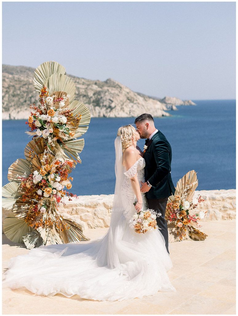veronika maxantova wedding in greece hochzeit in griechenland Amber & Muse Hochzeitsguide (13)
